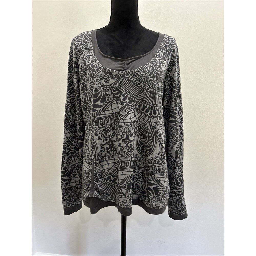 Athleta Womens Sz 1X Layered Top Long Sleeve Gray With Black Print Paisley